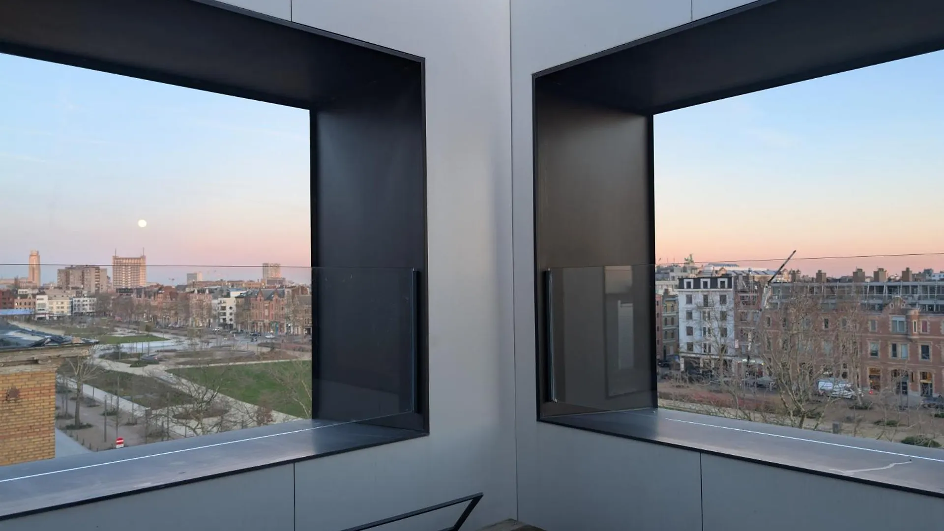 Luxury Duplex Suite 2-Story Antwerp 0*,  Belgium